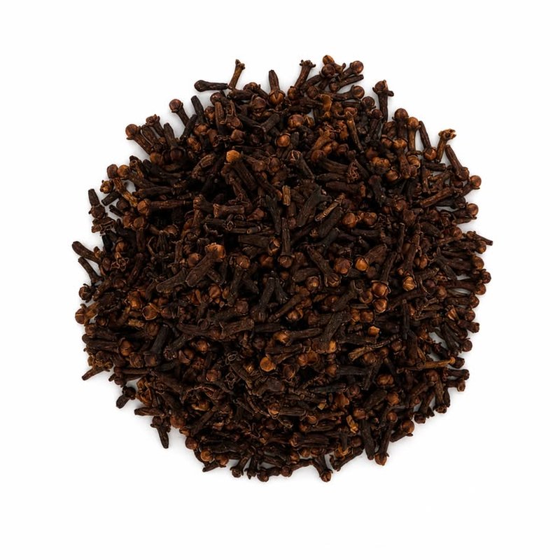 Cloves whole